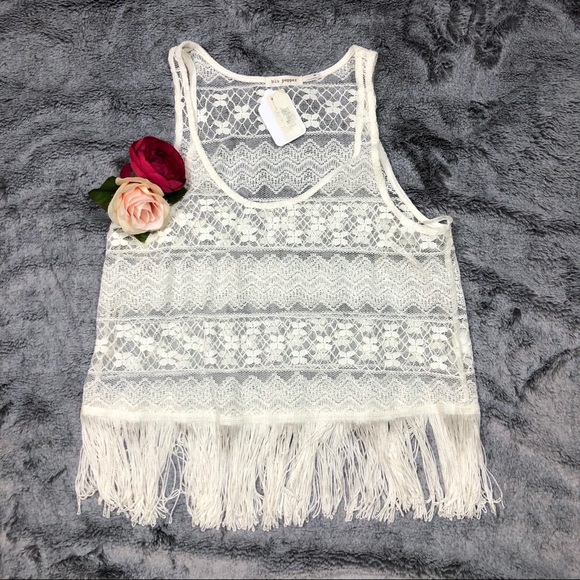 Blu Pepper Tops - Bohemian Style Blu Pepper Cream Lace Fringed Tank Top size Small